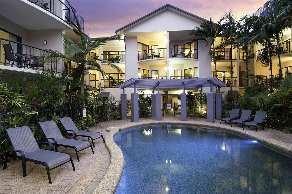 Bay Villas Resort Port Douglas Exteriör bild