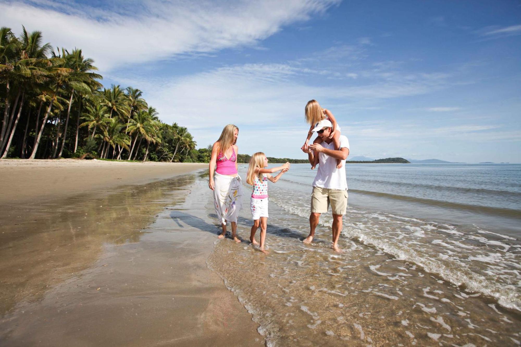 Bay Villas Resort Port Douglas Exteriör bild