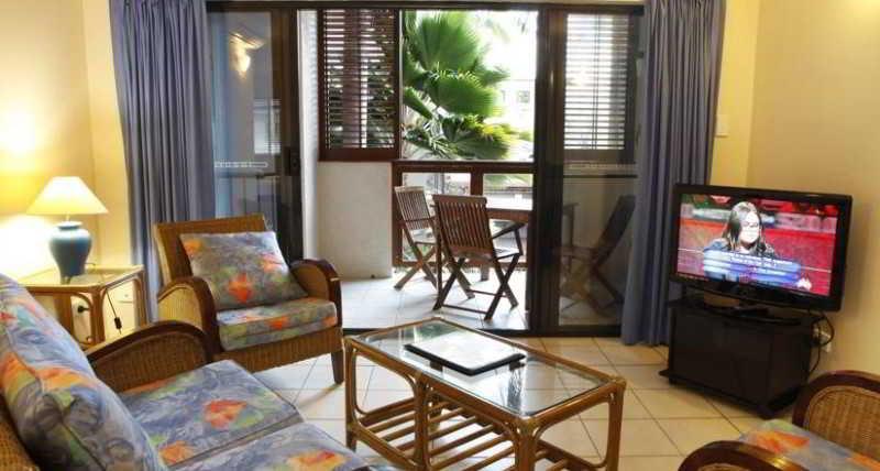 Bay Villas Resort Port Douglas Exteriör bild