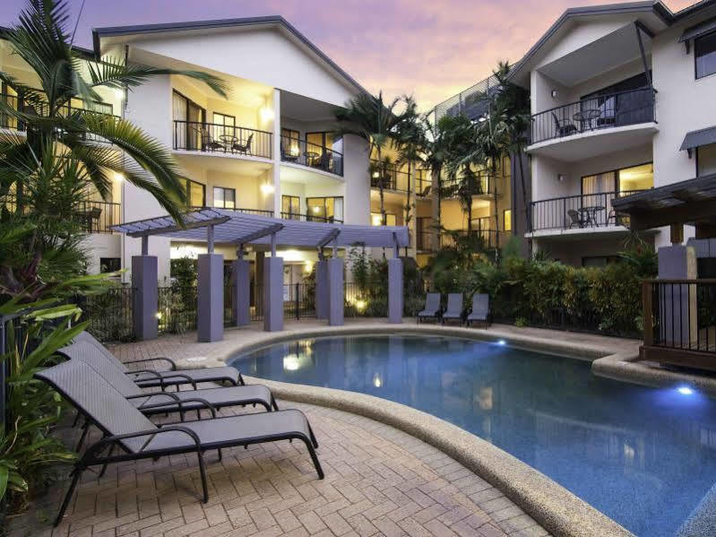 Bay Villas Resort Port Douglas Exteriör bild